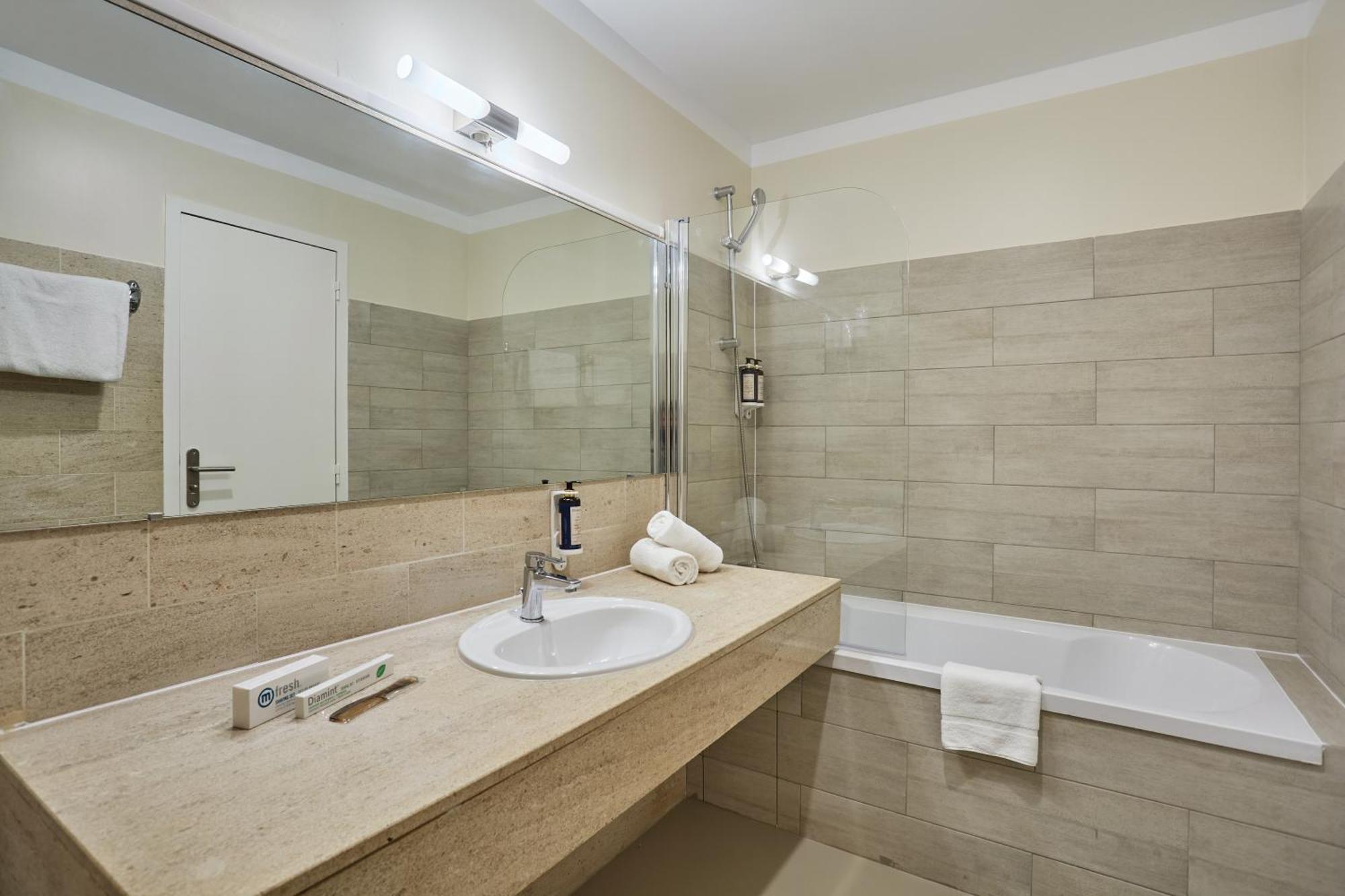 Hotel Beauquartier Montmartre Παρίσι Εξωτερικό φωτογραφία